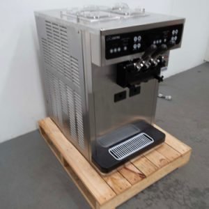 Icetro ISI-163TT Countertop Soft Serve Machine 859049