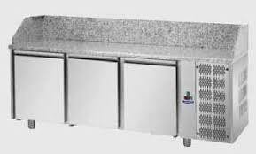 Mastercool 3 Door Pizza Counter with Granite Top